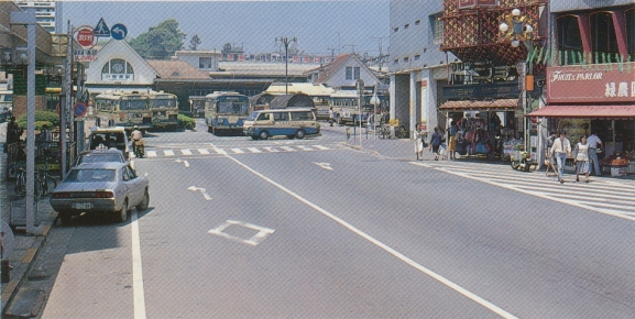 小田原駅前