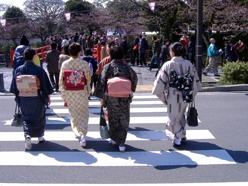 きもので街歩き