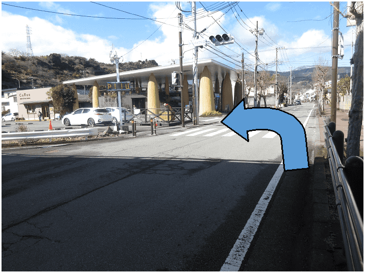 8 横断歩道を渡ります