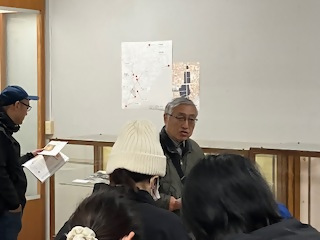 郷土文化館での説明の様子