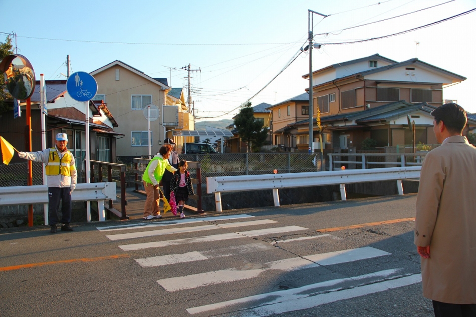 大通りの交通整理