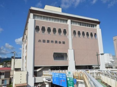 小田原市民会館本館（写真１）