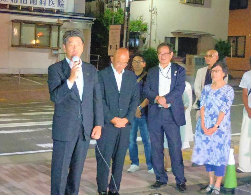 本山博幸・松田町長の当選後に、事務所を訪問
