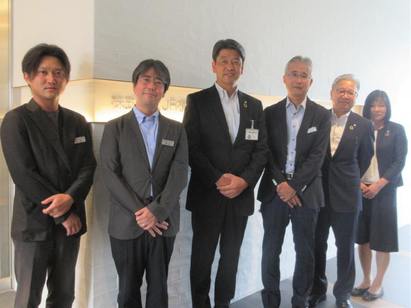 （株）JR横浜湘南シティクリエイトの田村社長ほか皆さんと