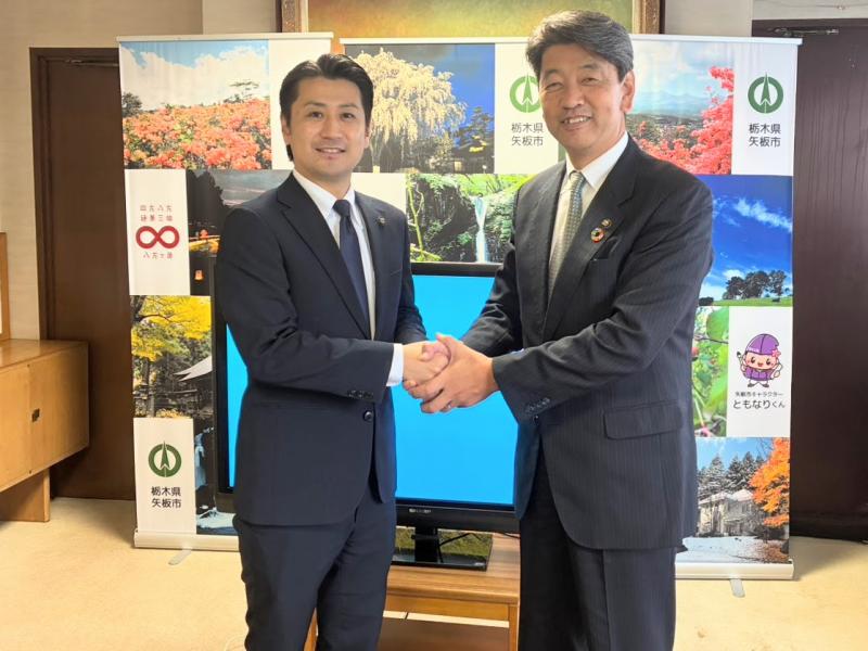 矢板市役所にて、森島武芳市長さんと