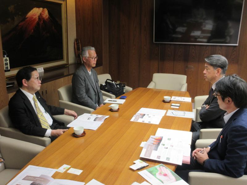 日本有機農産物協会の野中理事長らと意見交換