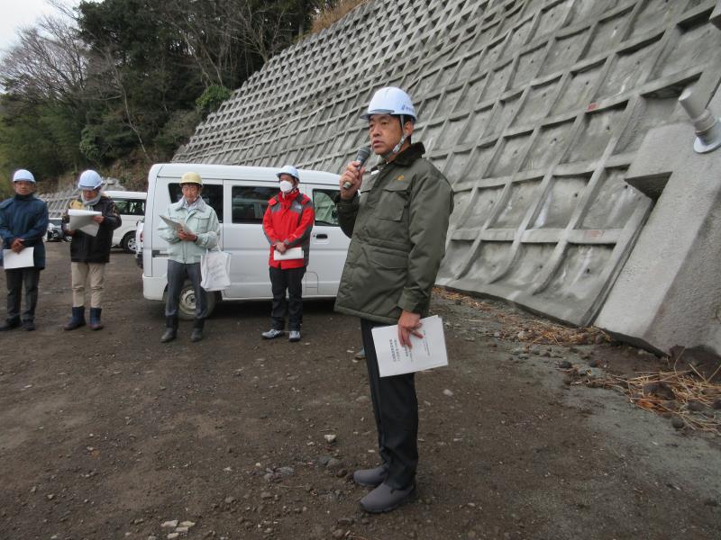小田原湯河原線現地視察にて、会長として挨拶