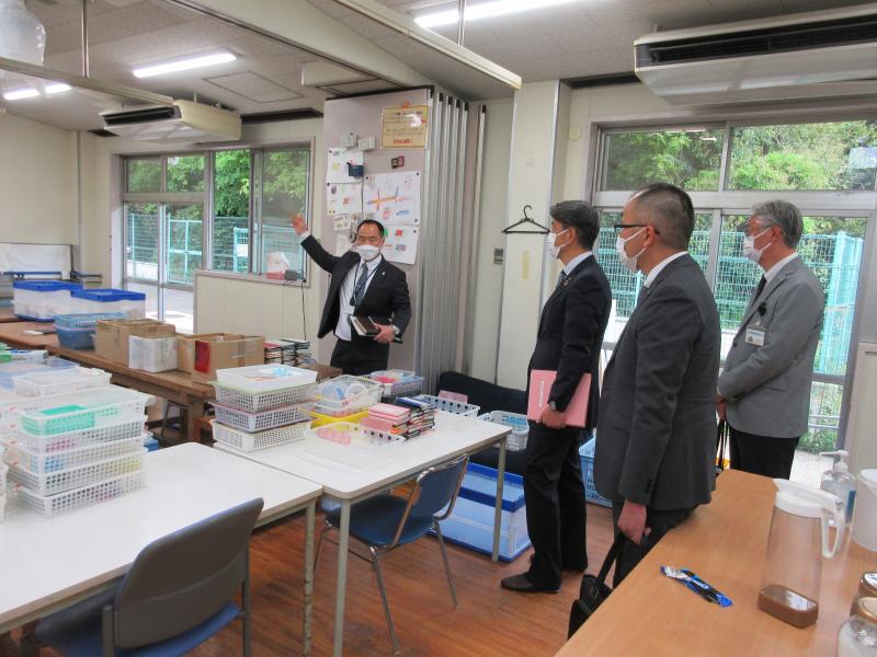 佐々木園長ご案内で、施設内を見学