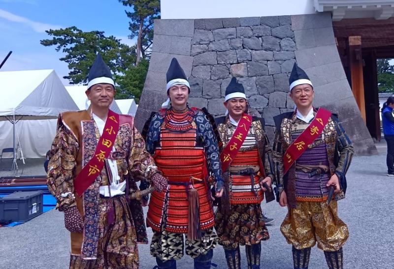 早雲公役の合田雅吏さんらと
