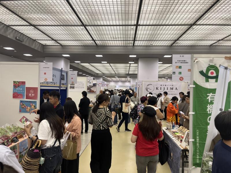 多くの来場者で賑わうEXPO会場