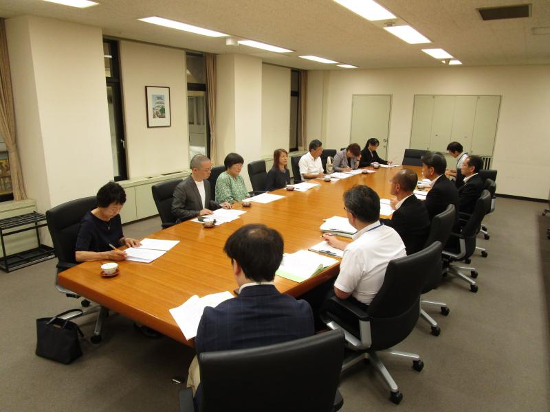 小田原市私立幼稚園協議会の皆さんと懇談