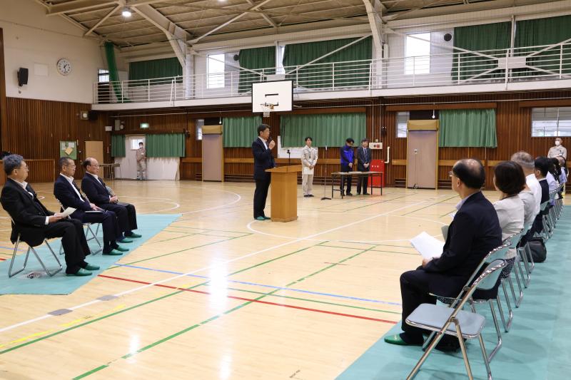 白山中学校での屋内運動場空調体感会にて