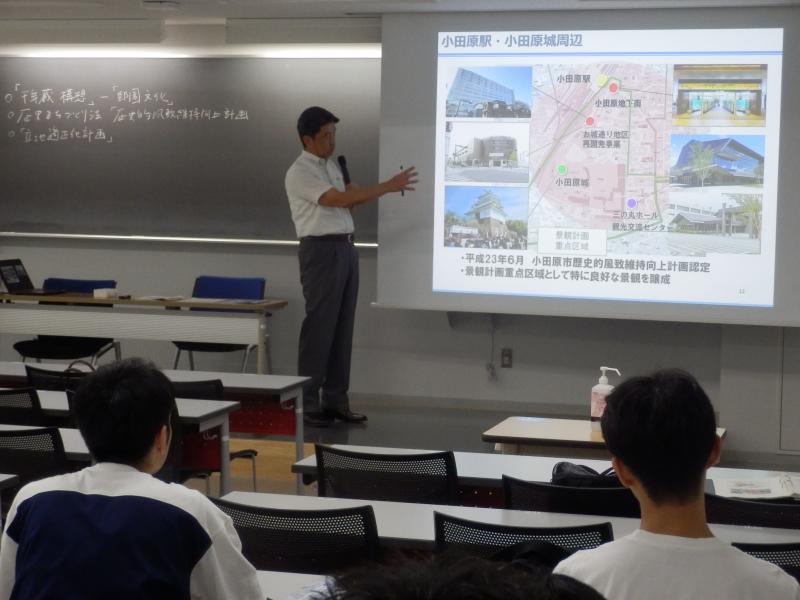 神奈川大学法学部にて「まちづくり行政特論」を講義