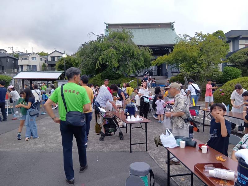 高長寺境内にて、谷津夏祭り