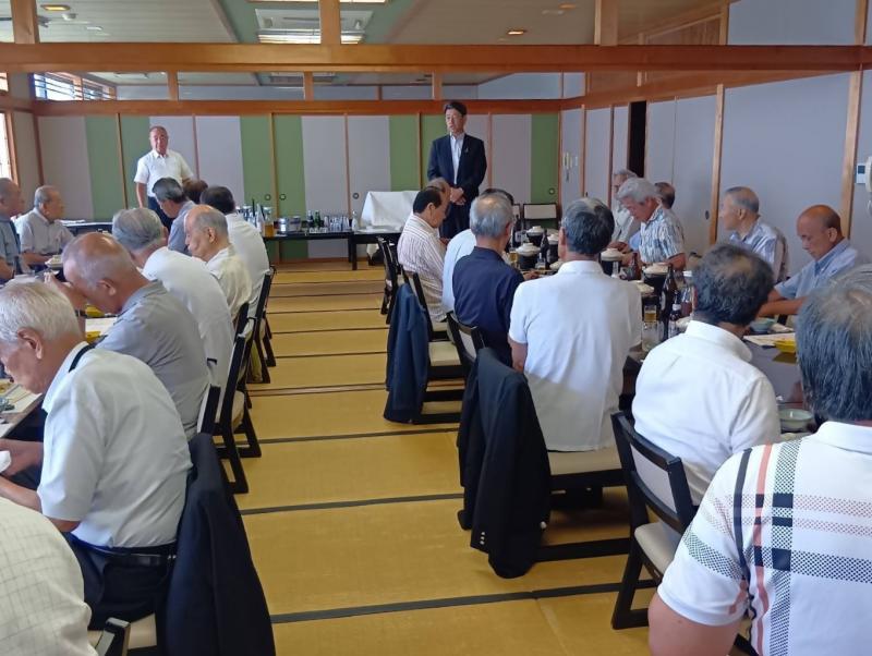 市自治会連合会長OB会にて、ご挨拶