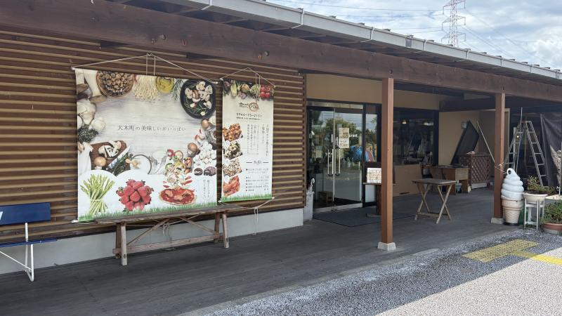 プラント横で営業されているレストランは、とても美味しく大人気