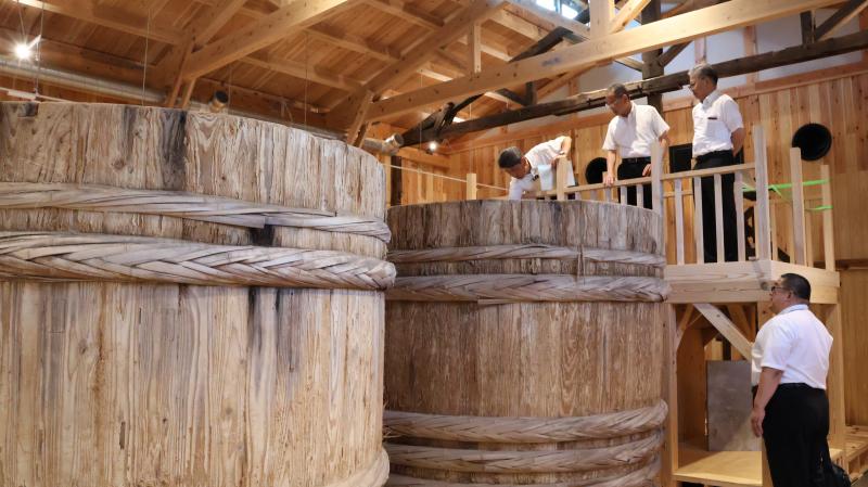 旧内野醤油店の新たな工場棟建設の現場