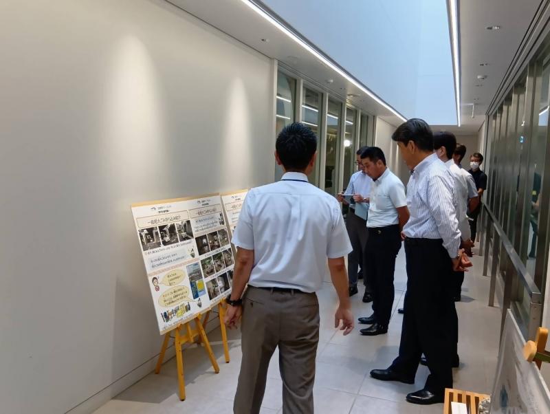 誰でも見学ができる武蔵野クリーンセンターの見学通路
