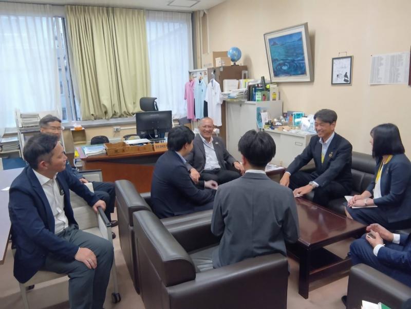 水産庁の中村漁港漁場整備部長を囲んで