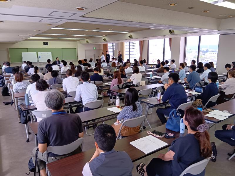 福祉健康部の職員たちが多数参加した倫理研修会