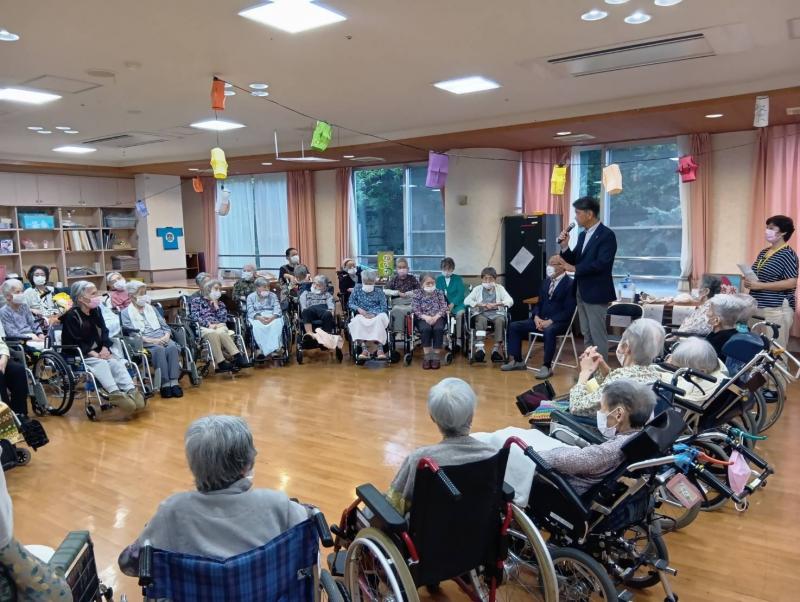 「陽光の園」の敬老行事にて
