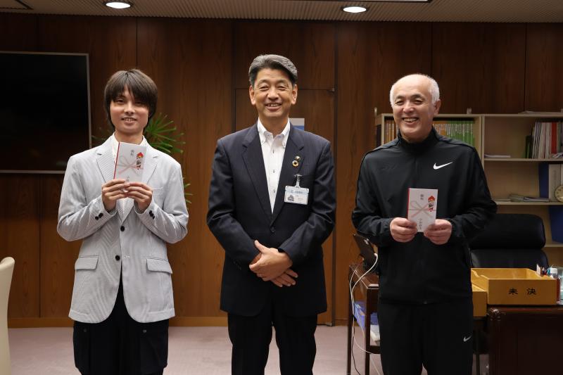 全国障害者スポーツ大会に出場する梅原さん・富田さんと