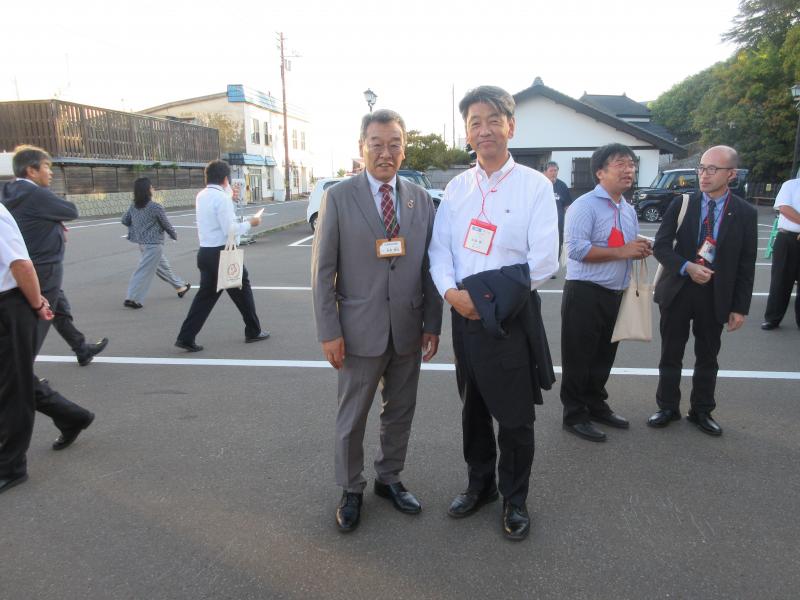 松前町の若佐智弘町長と