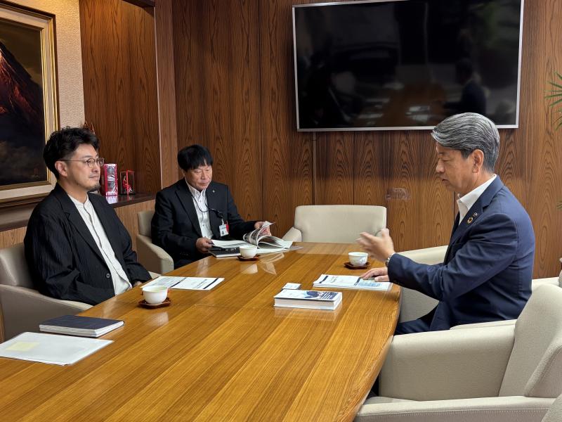 東海大学の稲益准教授と、「テリトーリオ」について意見交換