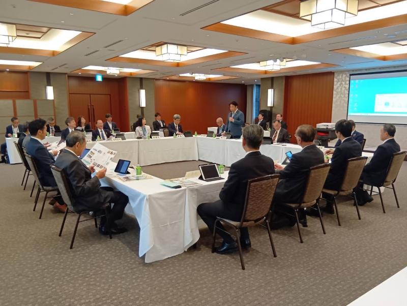 伊勢原市で行われた、神奈川県市長会の市長会議