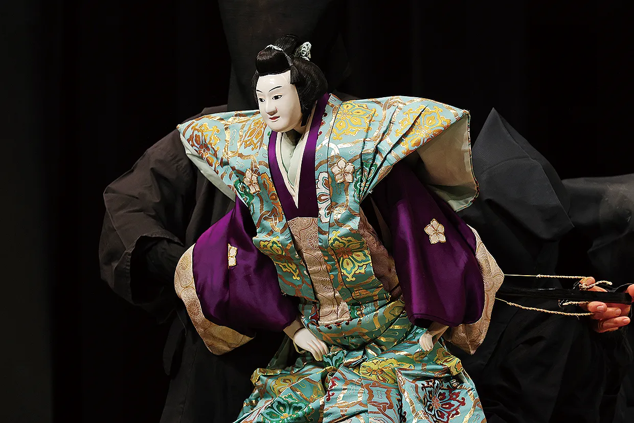 相模人形芝居（衣装をまとった人形の上演）