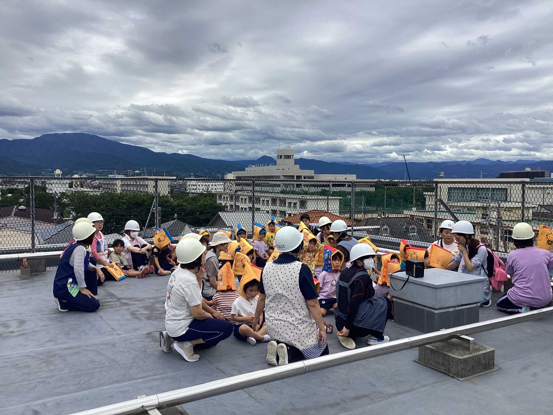 酒匂小合同津波避難訓練