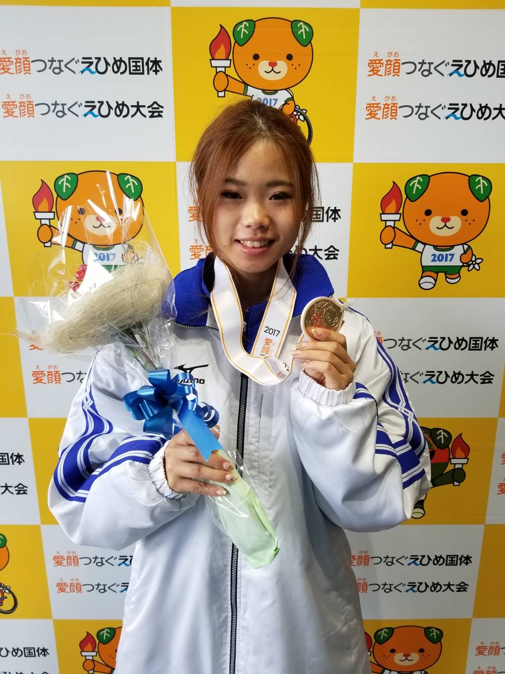 舞さん