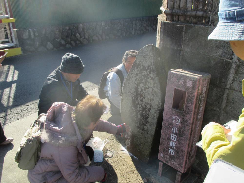 石造物調査会調査風景