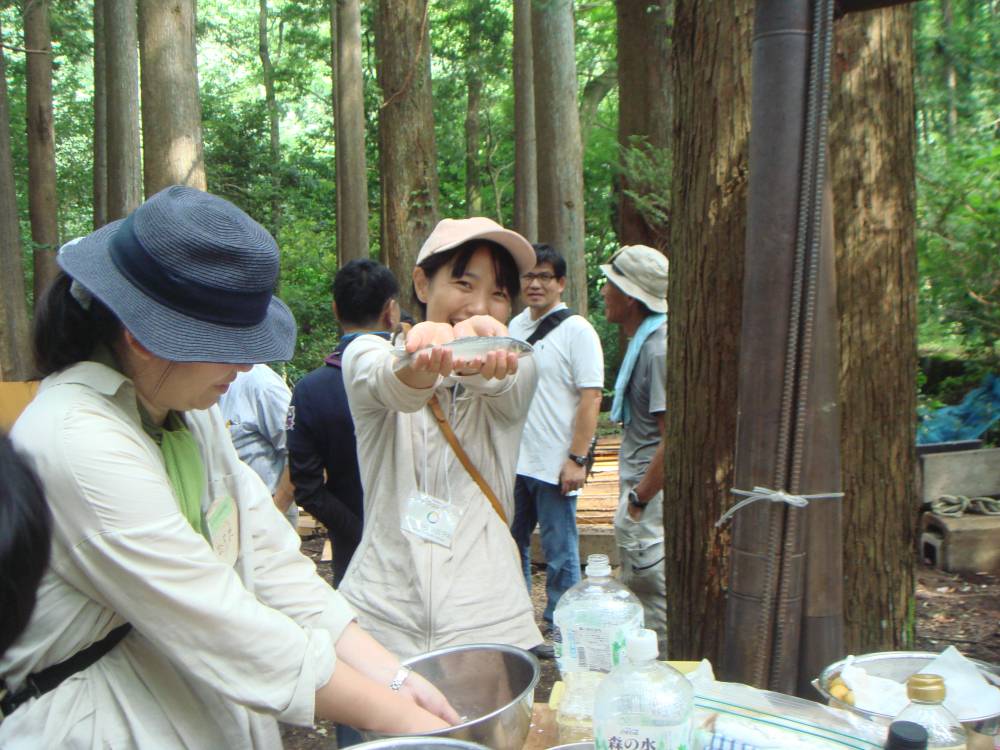 鮎のつかみどり