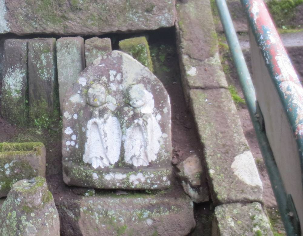 神山神社の道祖神