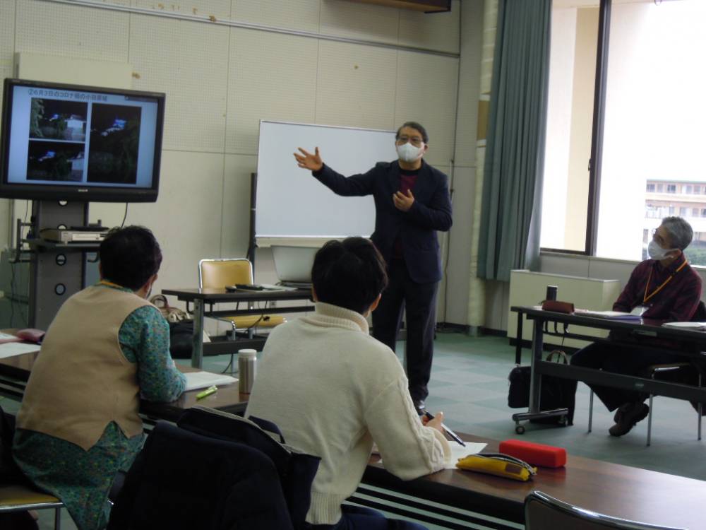 撮影の仕方の講師　石塚 幸男氏による講義の様子