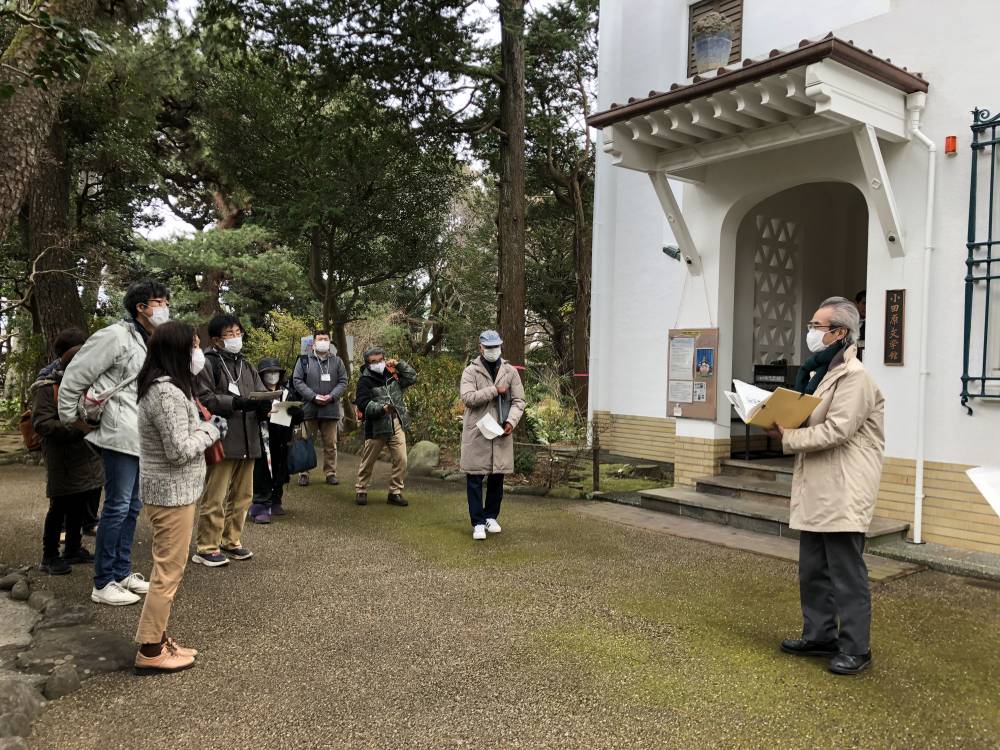 文学館外装の説明