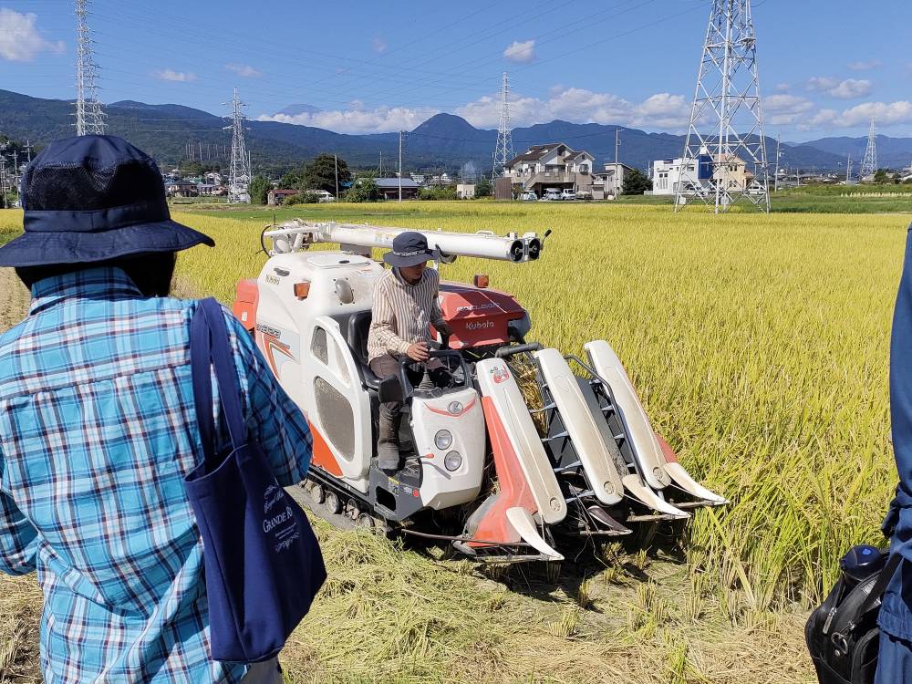 稲刈り機