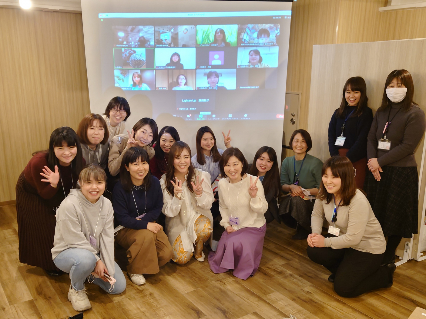 働く女性同士が交流するイベント「はたらく女子会＠ラボ」当日の写真