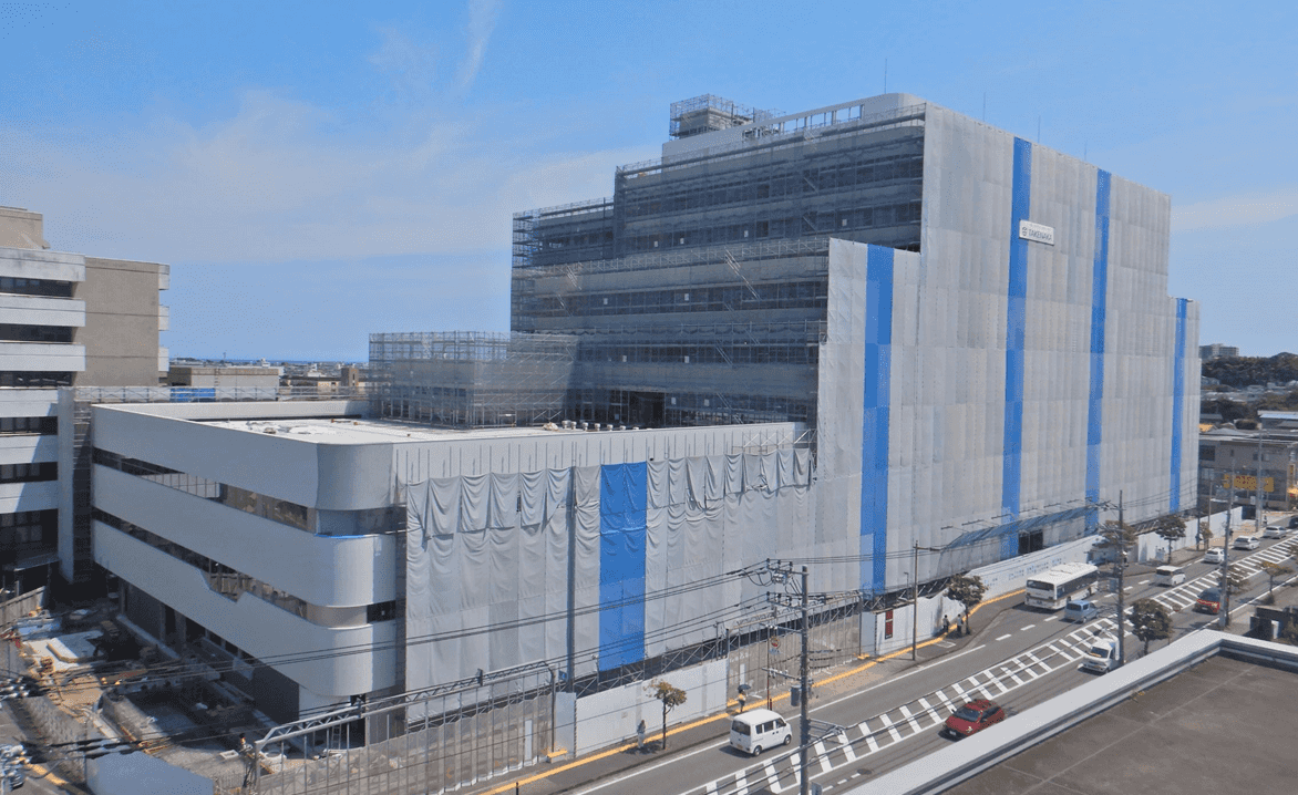 北西方向から撮影した工事現場の写真