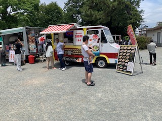 キッチンカーの出店イメージ２