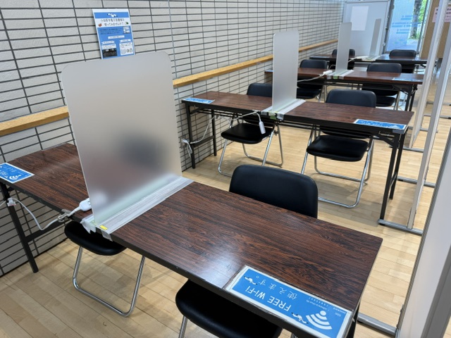 個人パソコンコーナーの様子