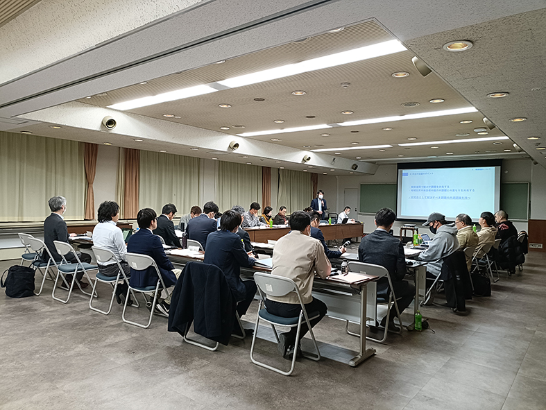 会議の様子の写真