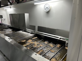 フライヤー鶏肉