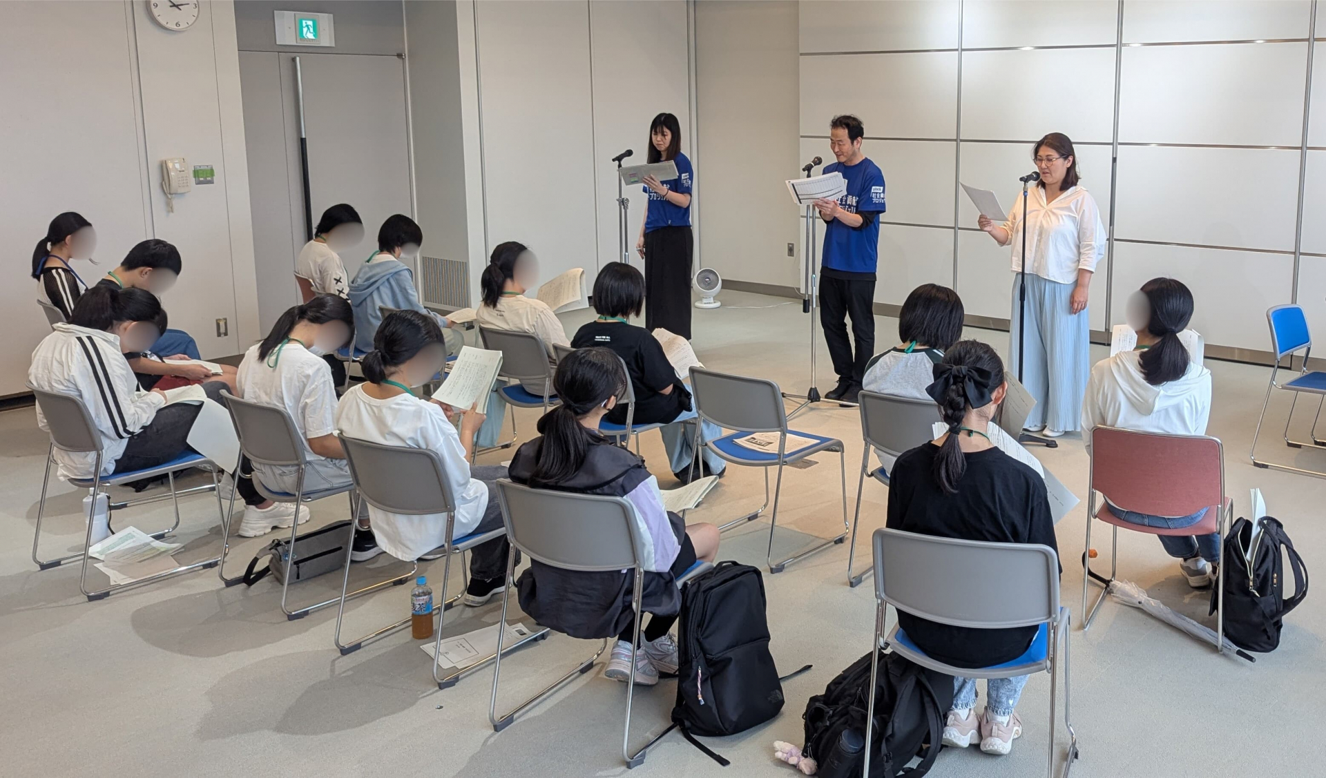 発声練習前の様子