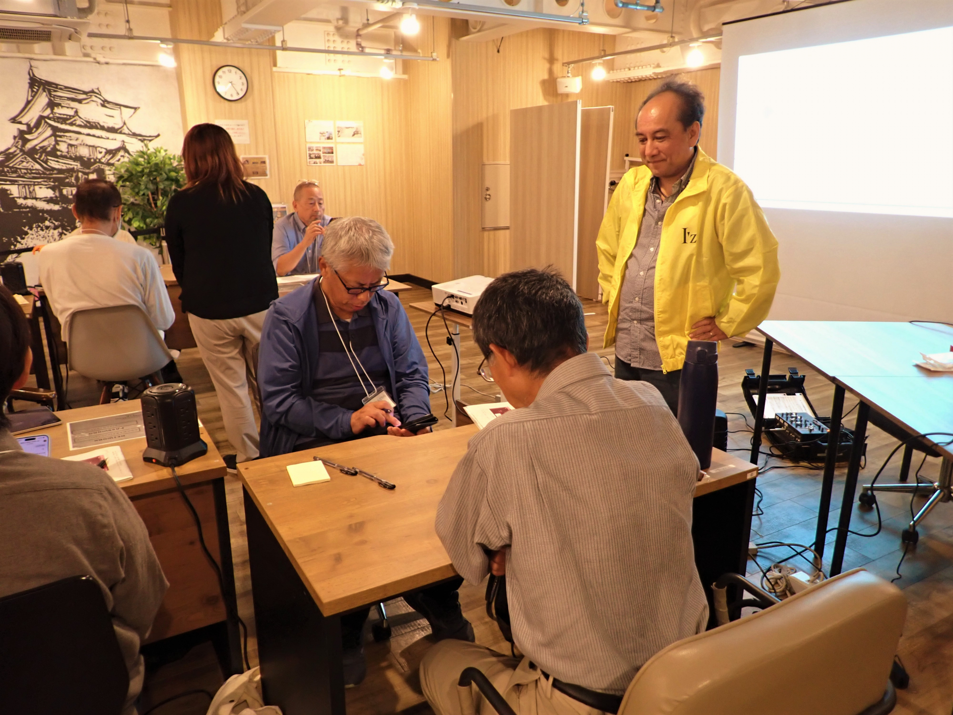 個人ワークでAIを使っている様子