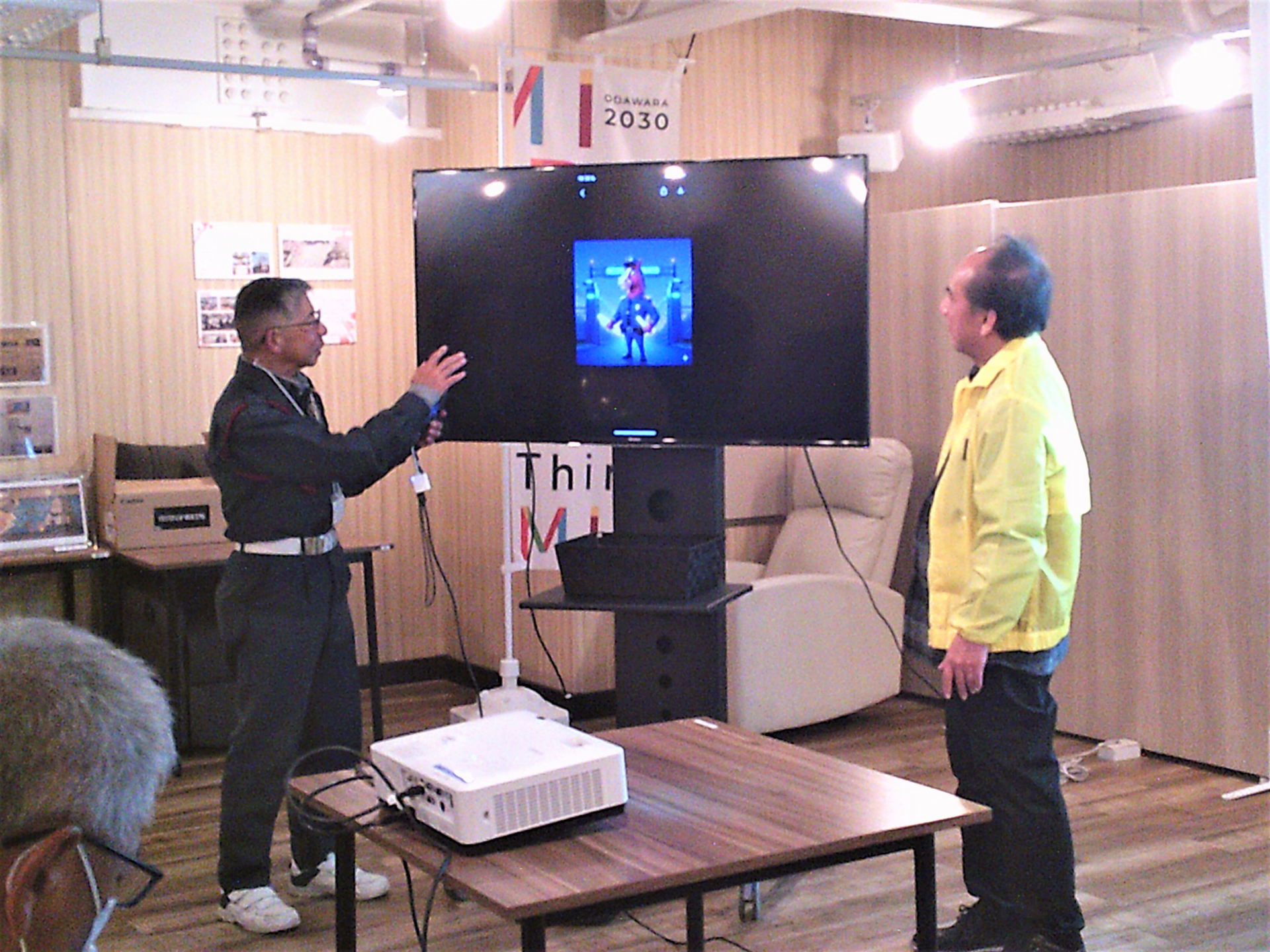 どのようなプロンプトを用いキャラクターを生成したかを発表