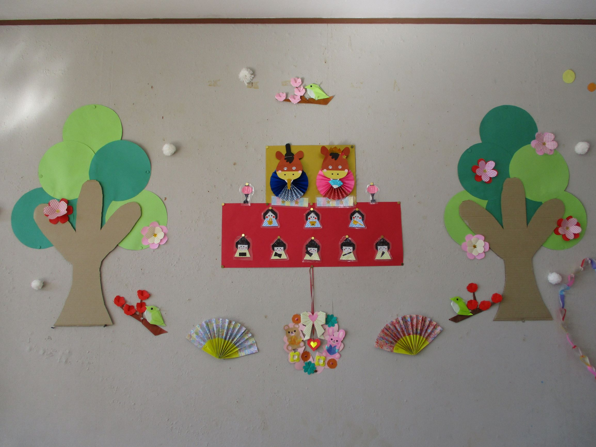 ひな祭り壁面画