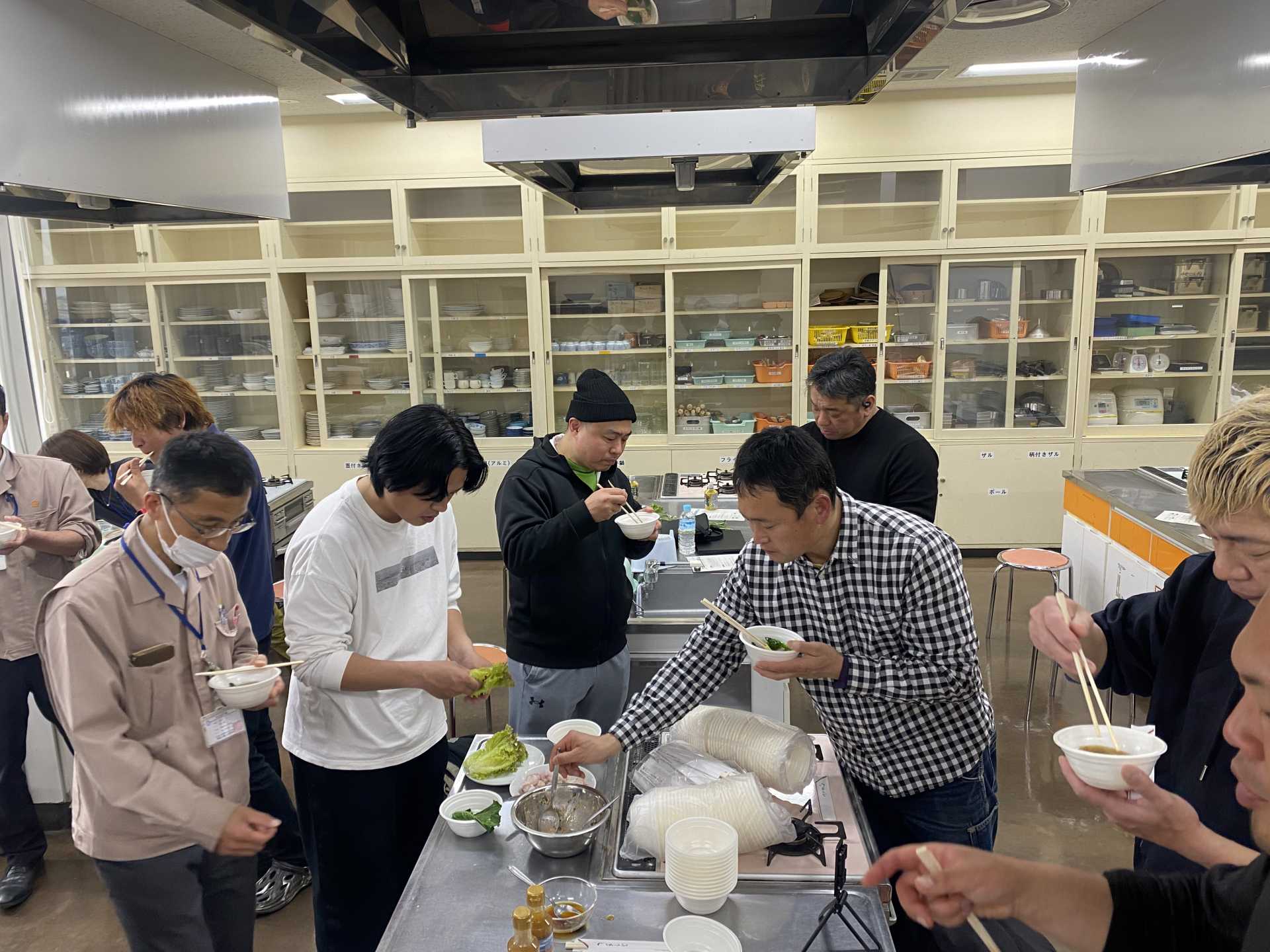 アンコウ料理の試食