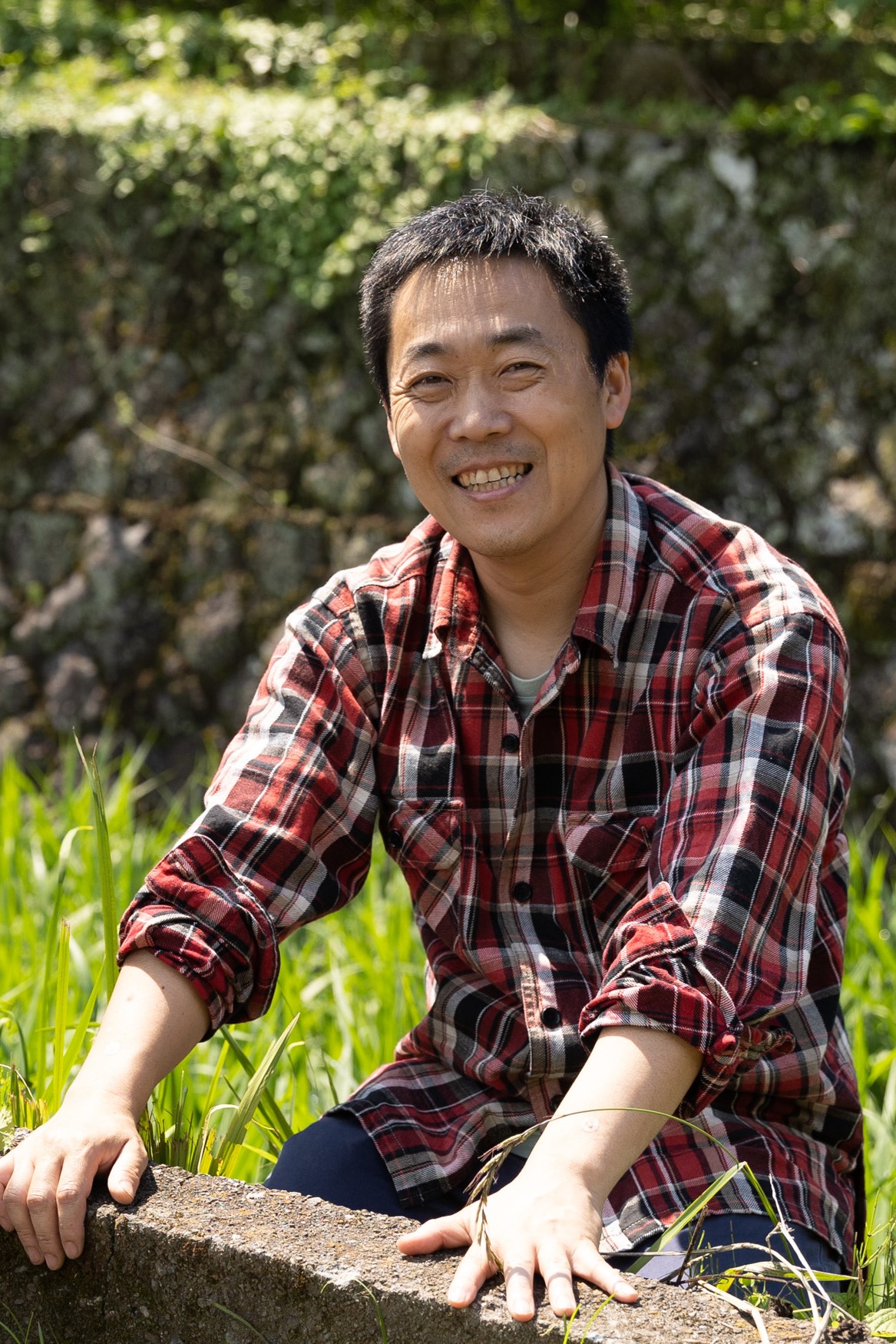 講師　和田正宏氏（２０２２年６月１２日 田植えにて撮影）